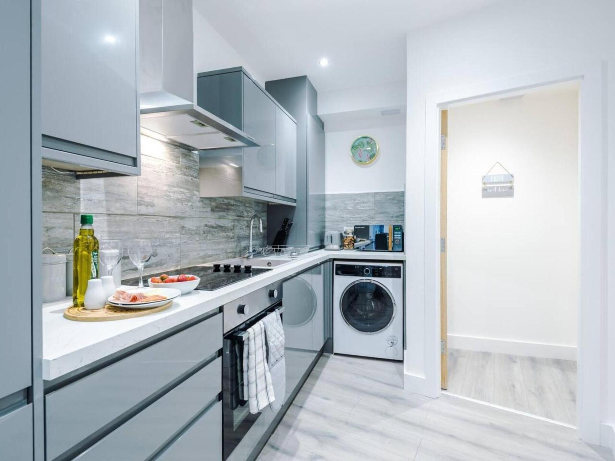 The Ecclesian Deluxe Apartments Near Trafford Centre Eccles Train Station Mánchester Exterior foto