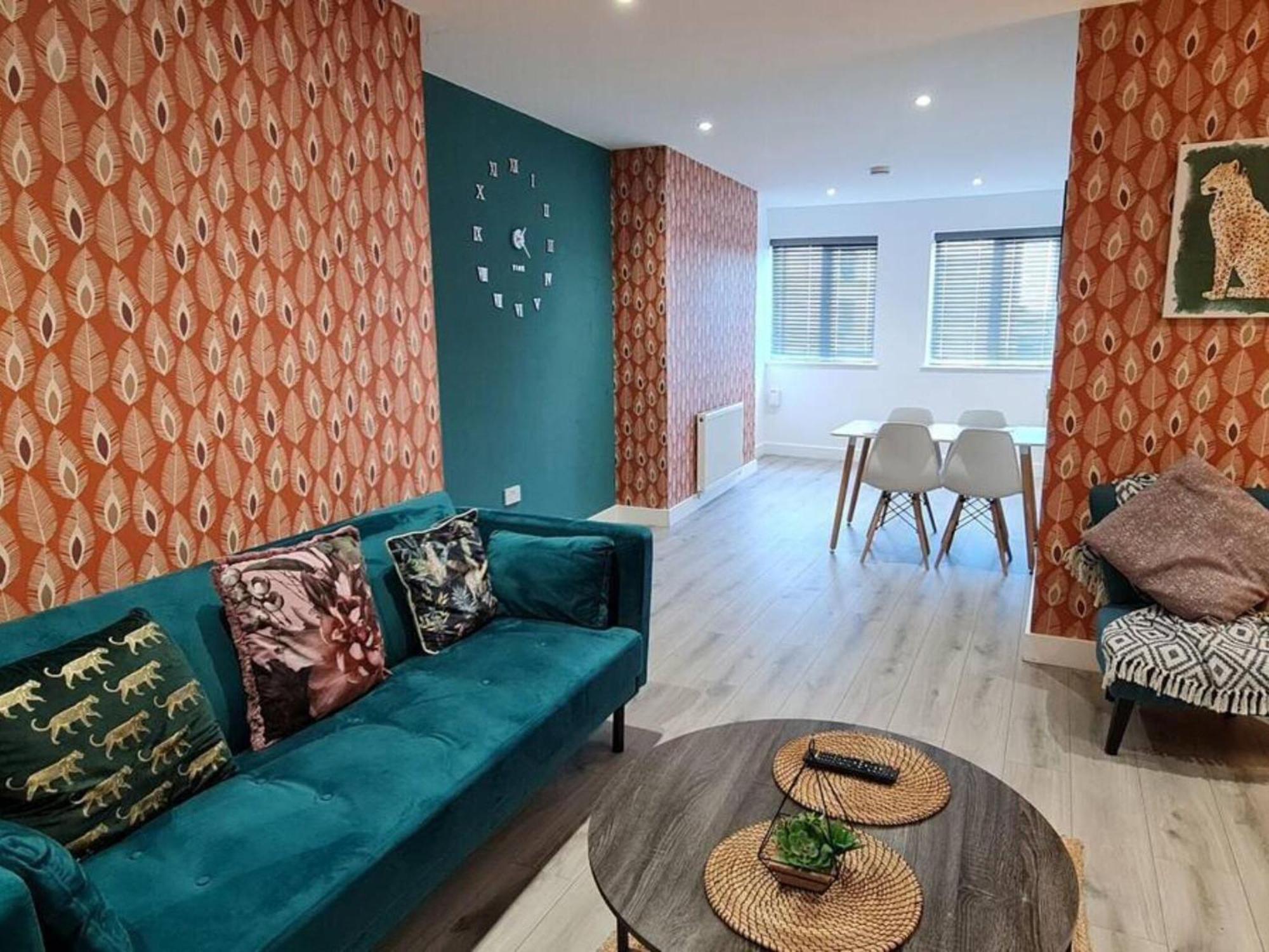 The Ecclesian Deluxe Apartments Near Trafford Centre Eccles Train Station Mánchester Exterior foto